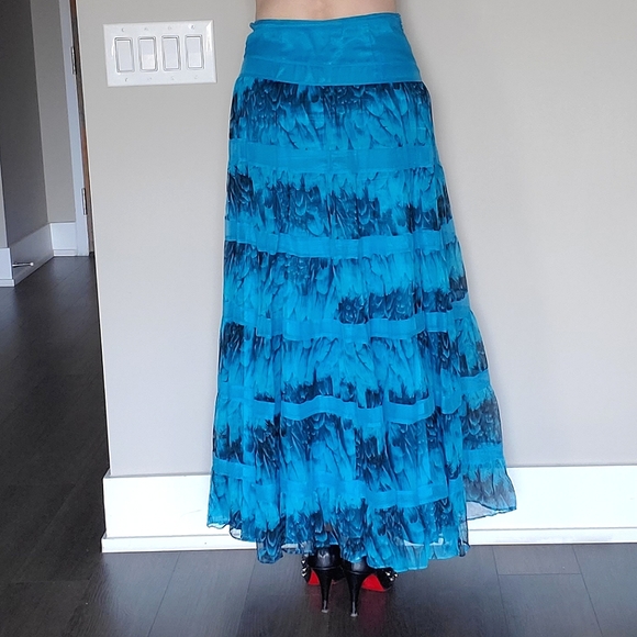 ๐ 2X HOST PICK ๐ Laundry by Shelli Segal Silk Full Boho Skirt - Picture 8 of 15